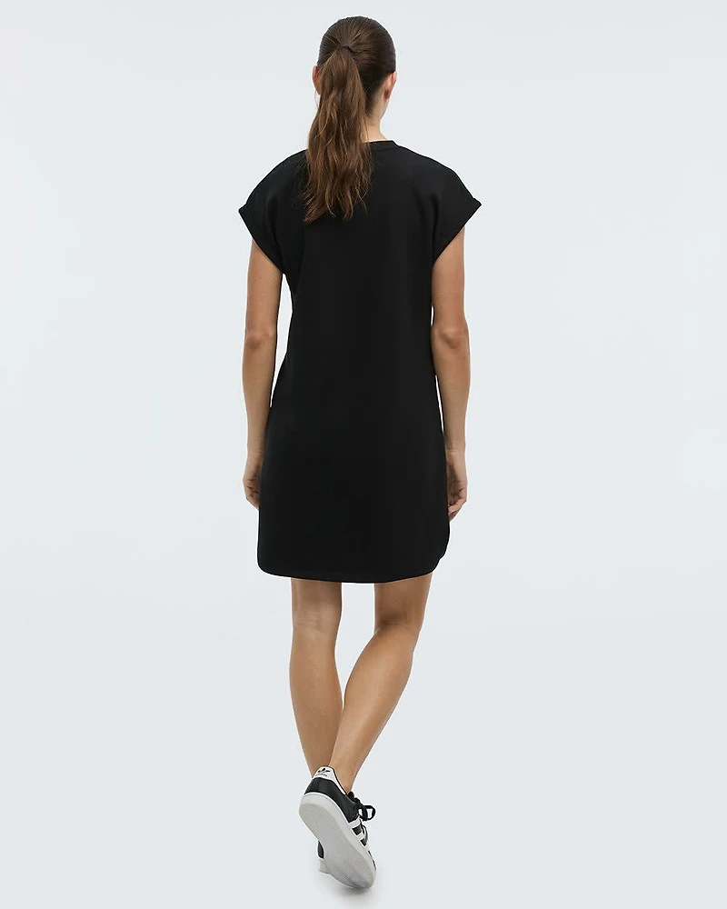 Extended-Sleeve Crew-Neck Dress with Pockets