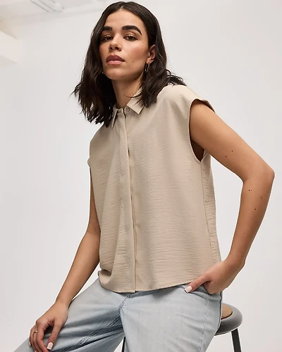 Extended-Sleeve Short Boxy Blouse with Shirt Collar
