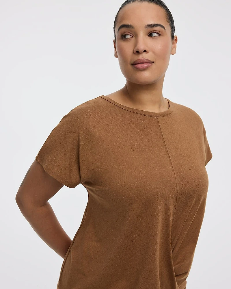 T-shirt à col rond avec détail torsadé