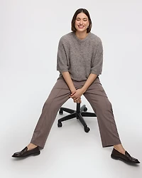 Pantalon à jambe droite plis cousus