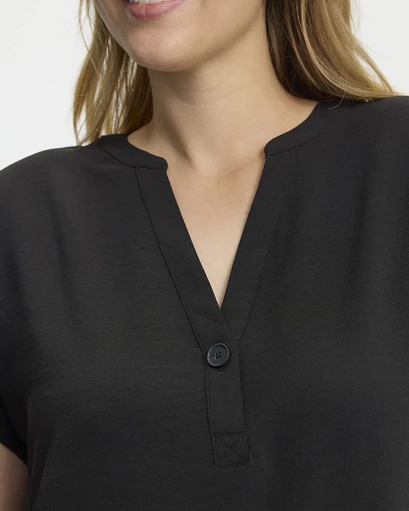 Short-Sleeve Loose Dress with Split Neckline