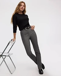 Pantalon pied-de-poule à jambe droite et taille haute