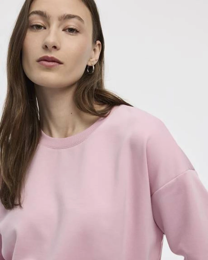 Long-Sleeve Crew-Neck Sweatshirt