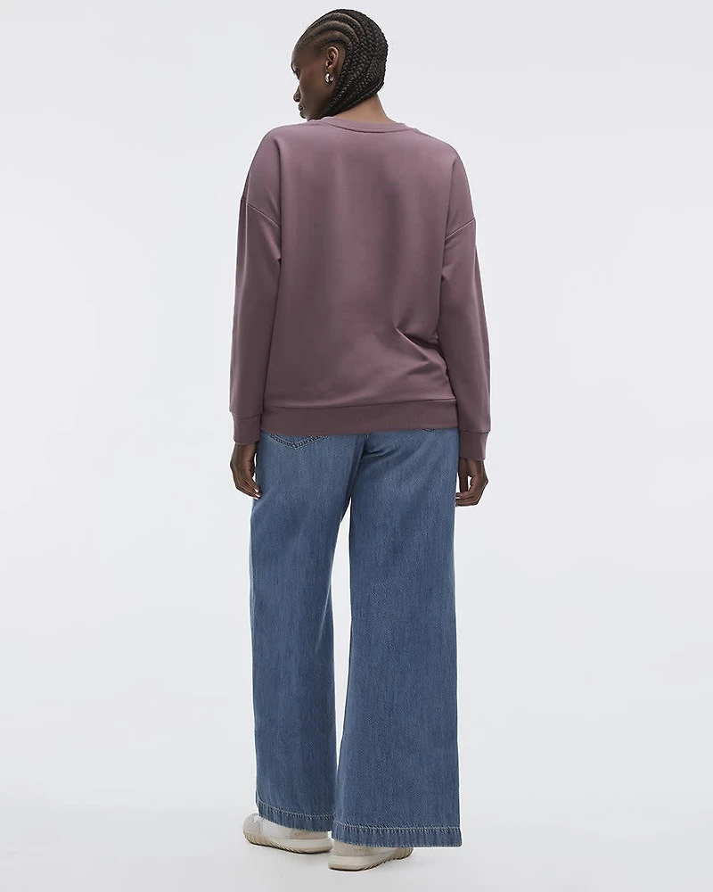 Long-Sleeve Crew-Neck Sweatshirt