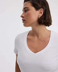 T-shirt côtelé à col V