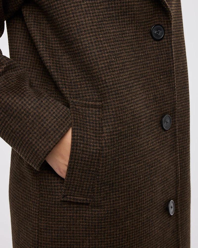 Loose Plaid Coat with Three-Button Closure