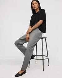 Pantalon à jambe fuselée et taille haute