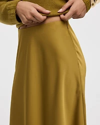 Jupe midi A silhouette en satin