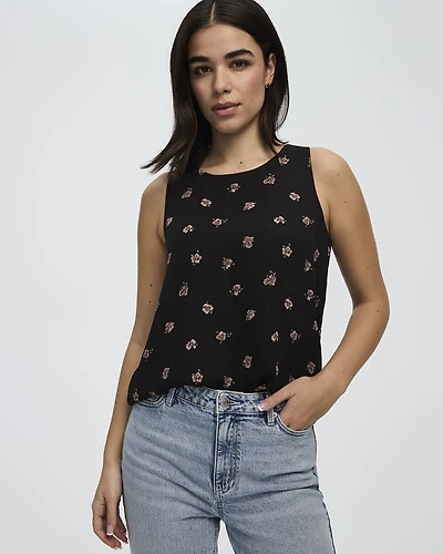 Sleeveless Crew Neck Blouse