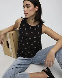 Sleeveless Crew Neck Blouse