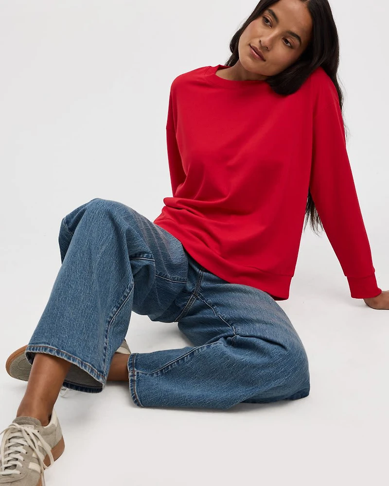 Long-Sleeve Crew-Neck Sweatshirt