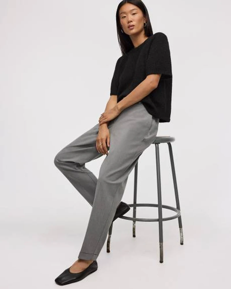 Pantalon à jambe fuselée et taille haute