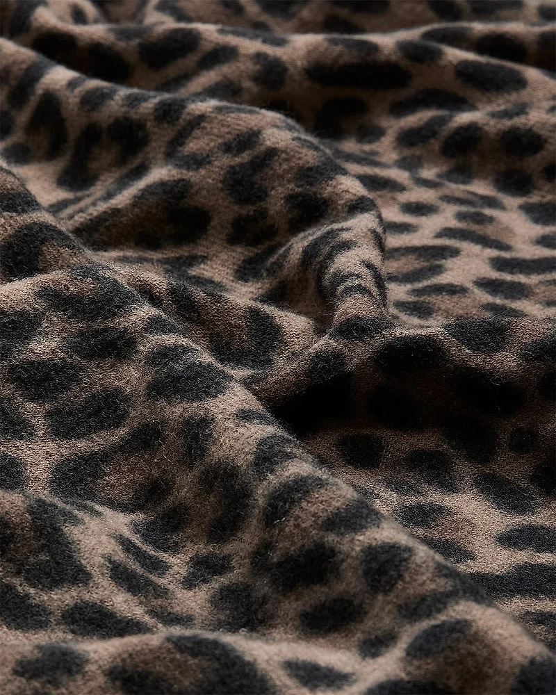 Grand foulard châle à motif léopard