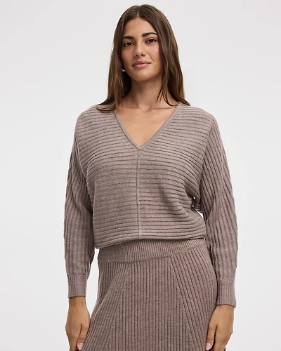 Pull côtelé à manches longues dolman et col V