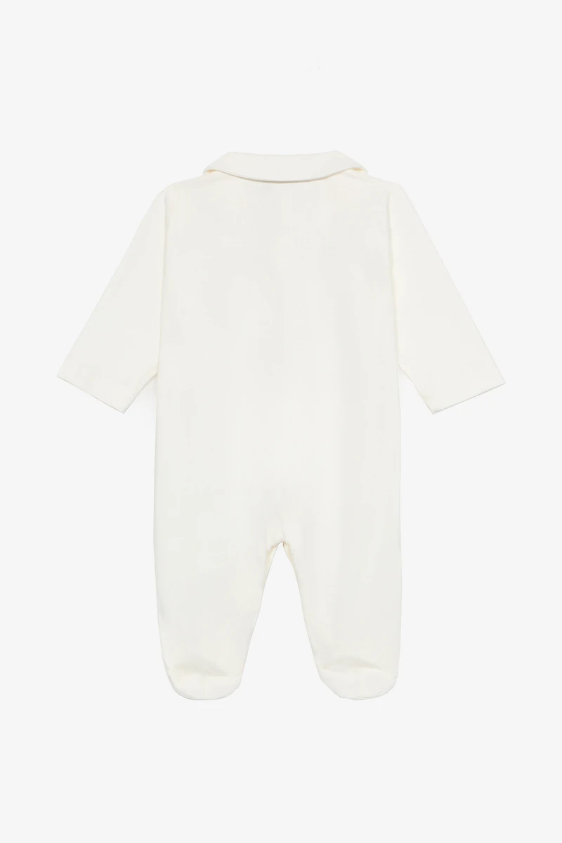 Kit: beanie, bib, and romper