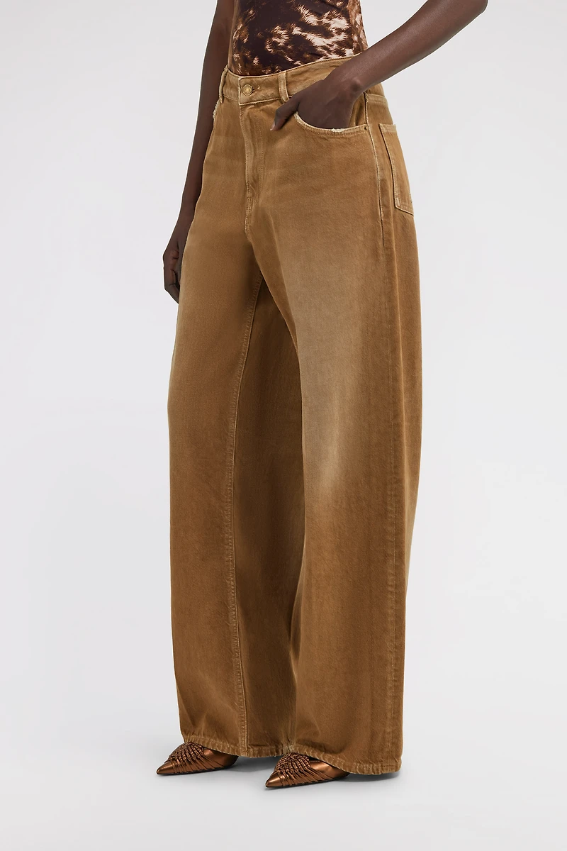 Wide Leg Jeans