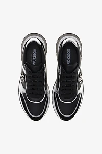 RC logo sneakers