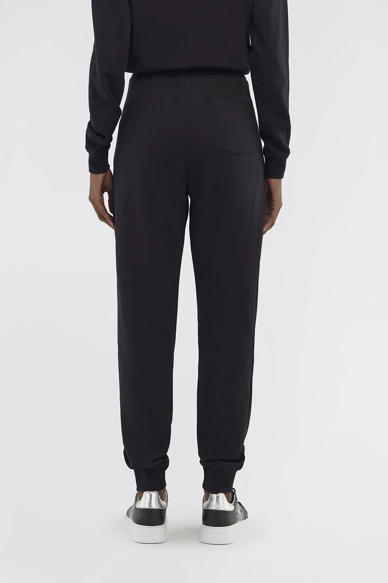 Sporty pants with signature