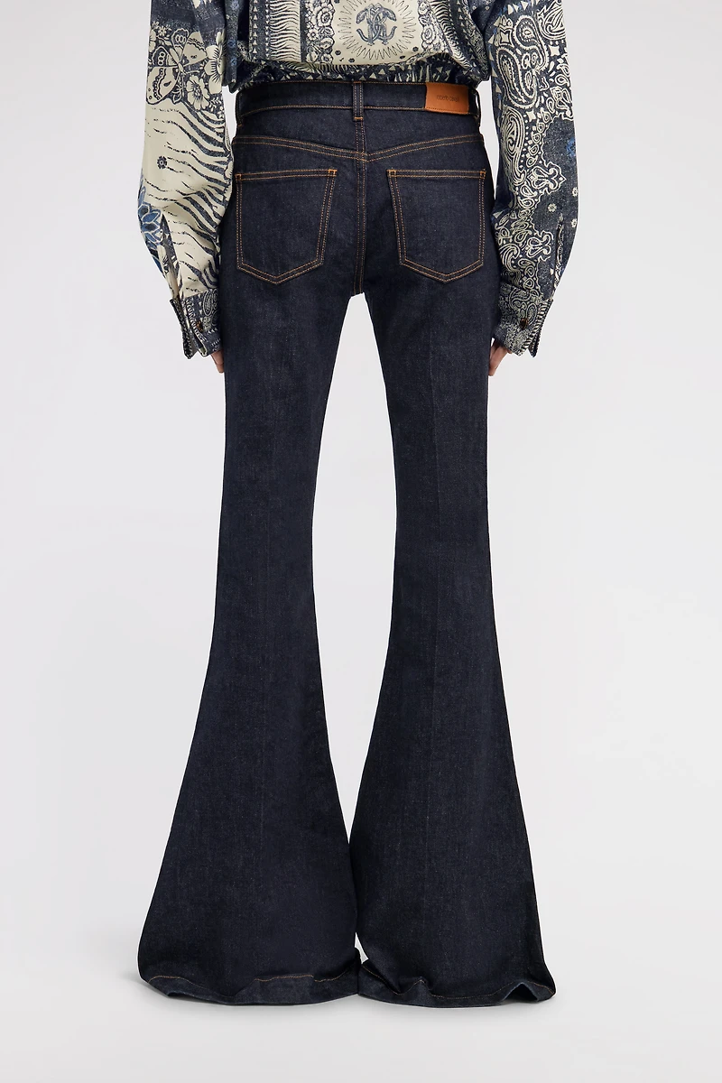 Flared Jeans