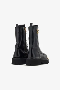 Combat boot with RC Logo