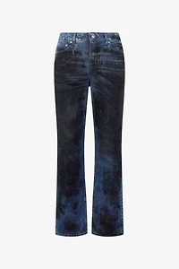Jeans With Contrasting Discoloration Detailing