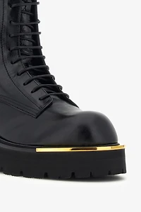 Combat boot with RC Logo