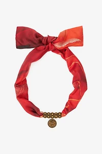 Necklace in metal and printed silk