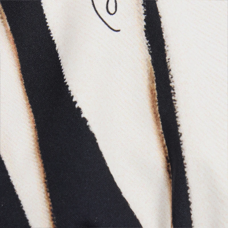 Bikini Top With Ray Of Pink Print