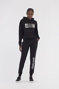 Sporty pants with logo