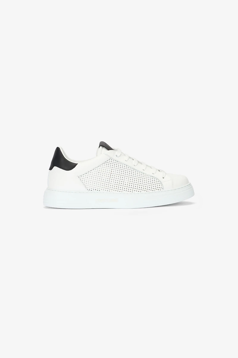 Sneakers with perforated details