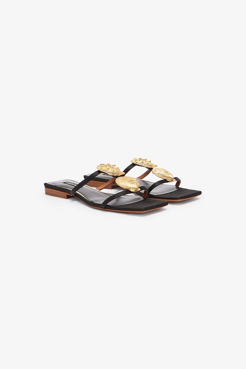 Flat Sandals With Golden Shells