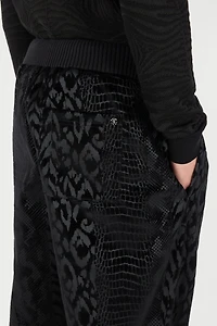 Pants With Animal Motifs