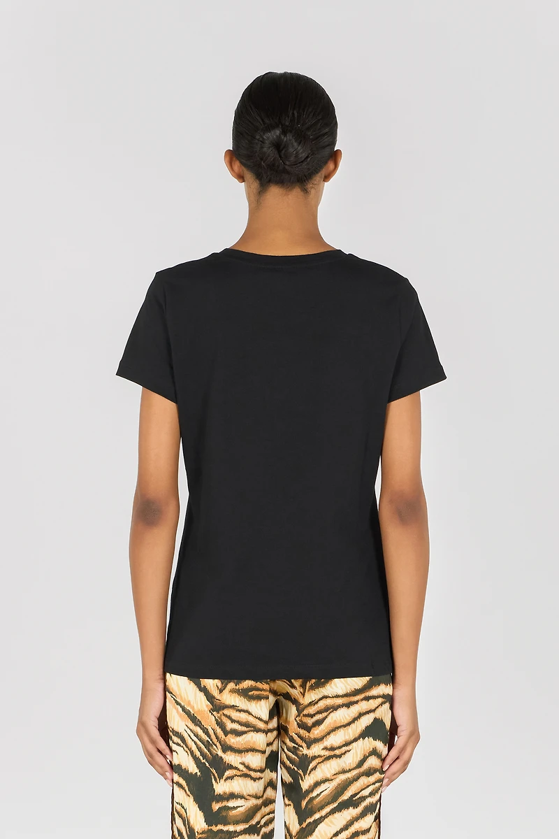 T-shirt with lettering