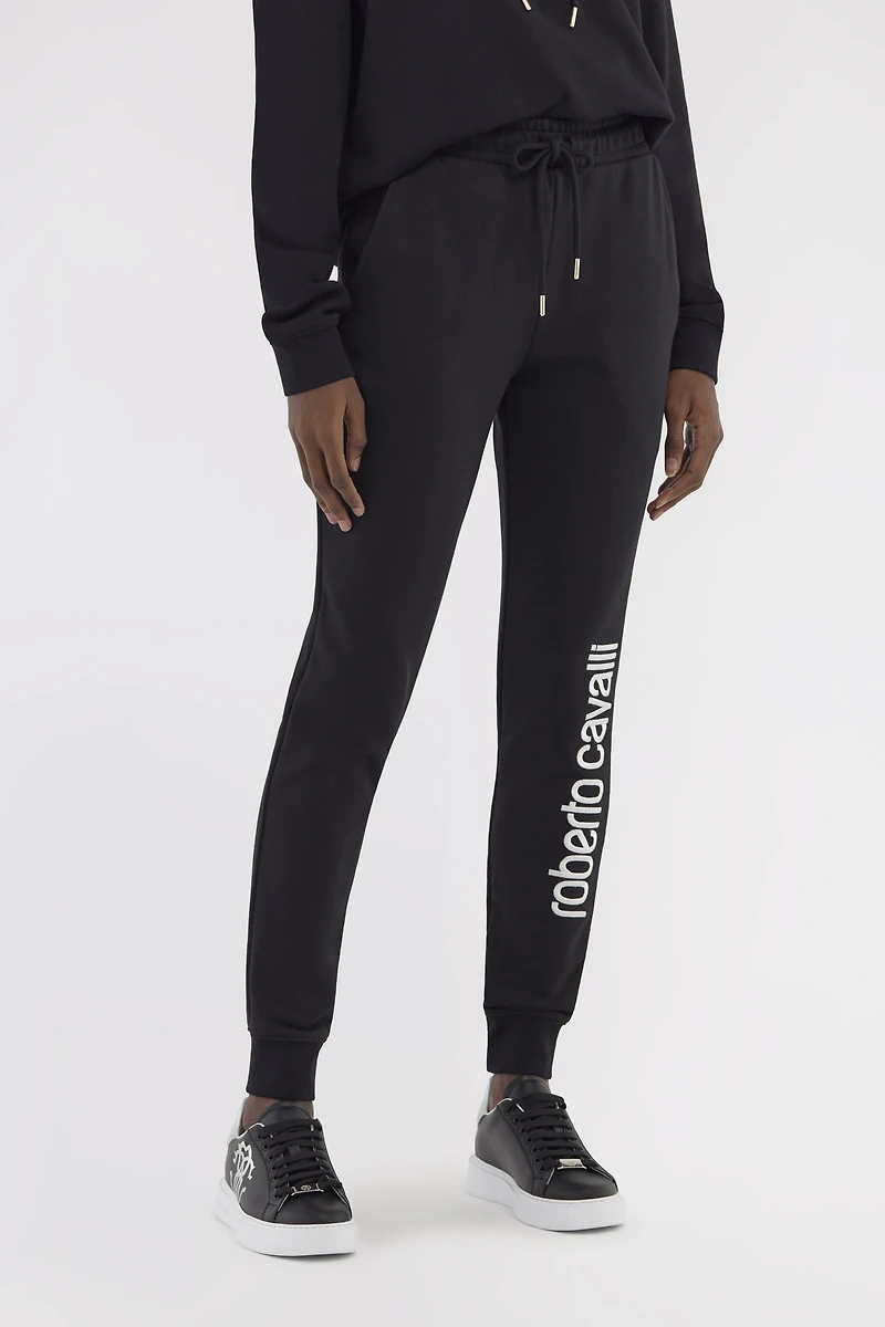 Sporty pants with logo