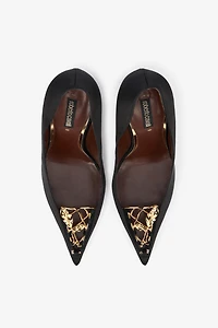 Black Pumps With Leaf Insert