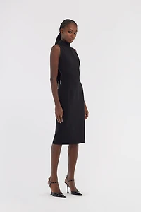 Sleeveless dress with RC