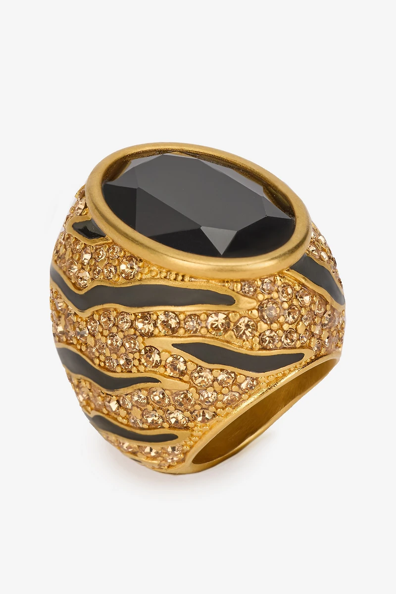 Cocktail Ring With Crystals And Tiger Skin Pattern