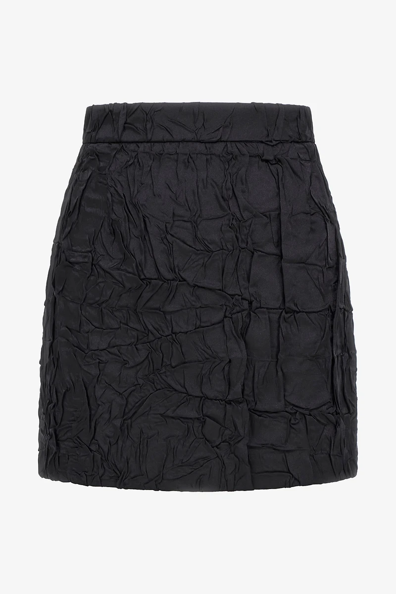 Skirt with wrinkled effect