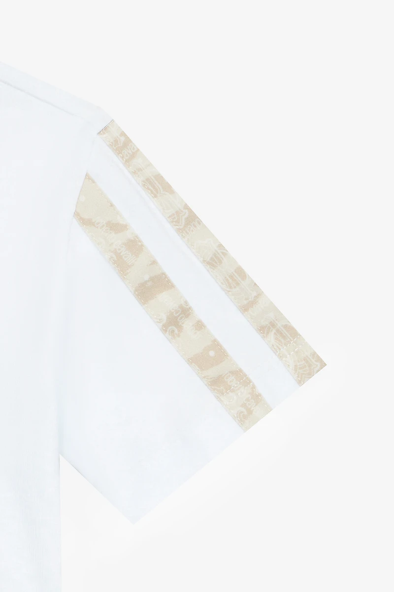 T-Shirt With Lettering And Patch
