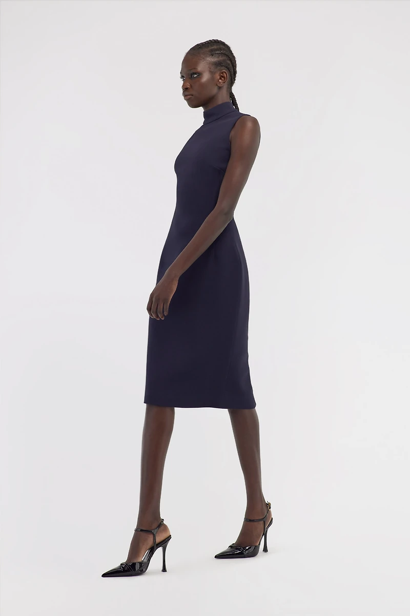 Sleeveless dress with RC