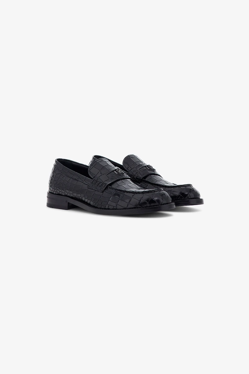 Crocodile-effect loafers
