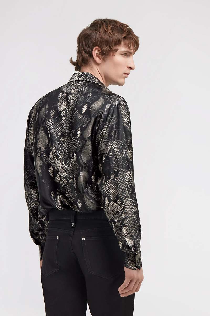 Shirt with Snakeskin print