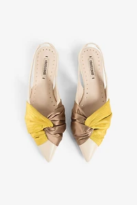 Le Pettegole Slingback Pumps