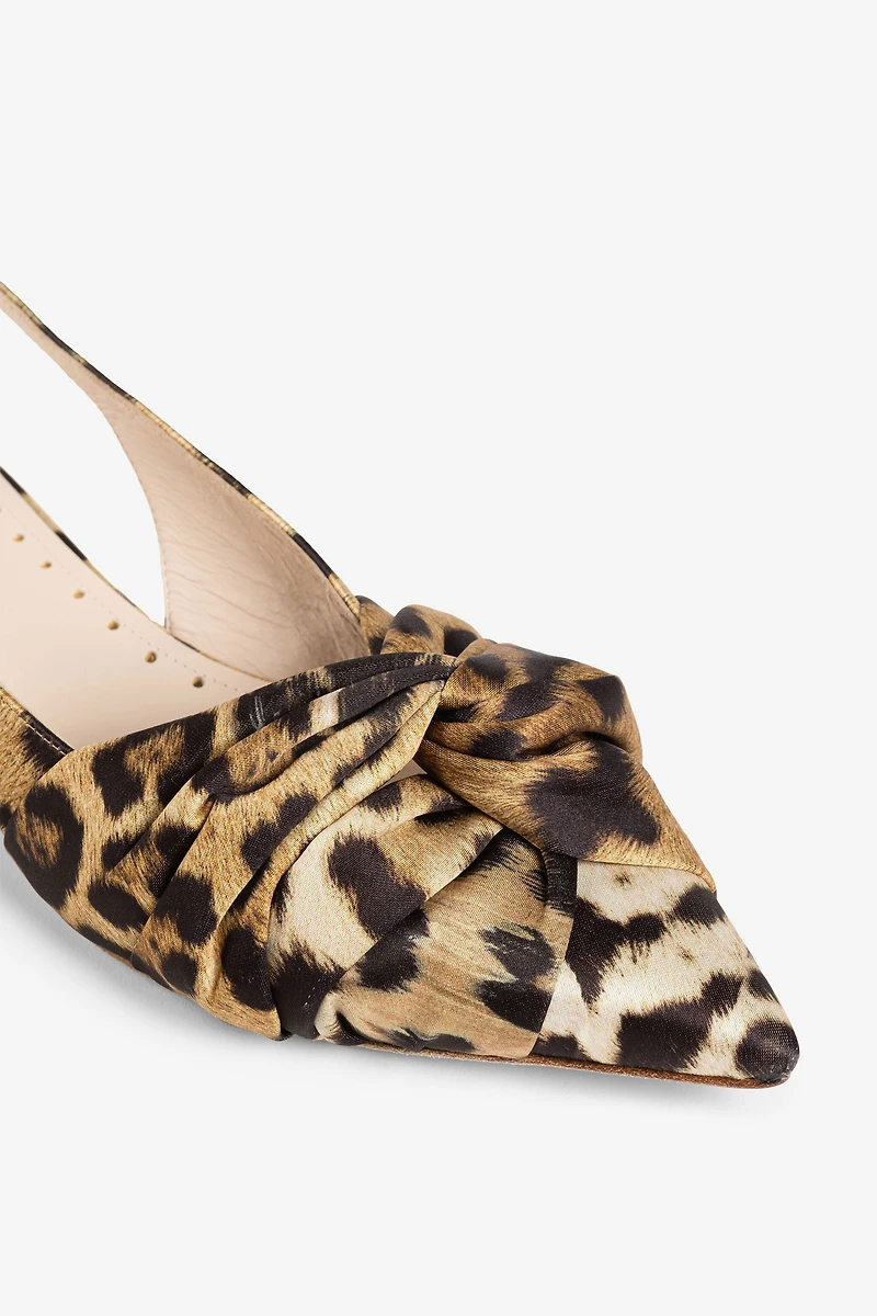 Le Pettegole slingback with Jaguar print