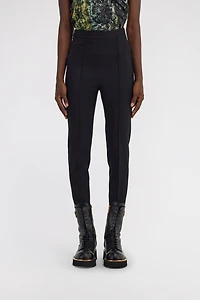 Stirrup pants