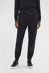 Sporty pants with signature