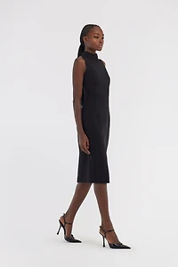 Sleeveless dress with RC