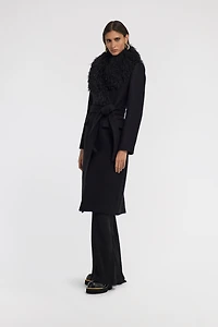 Black Virgin Wool Coat With Fur Collar