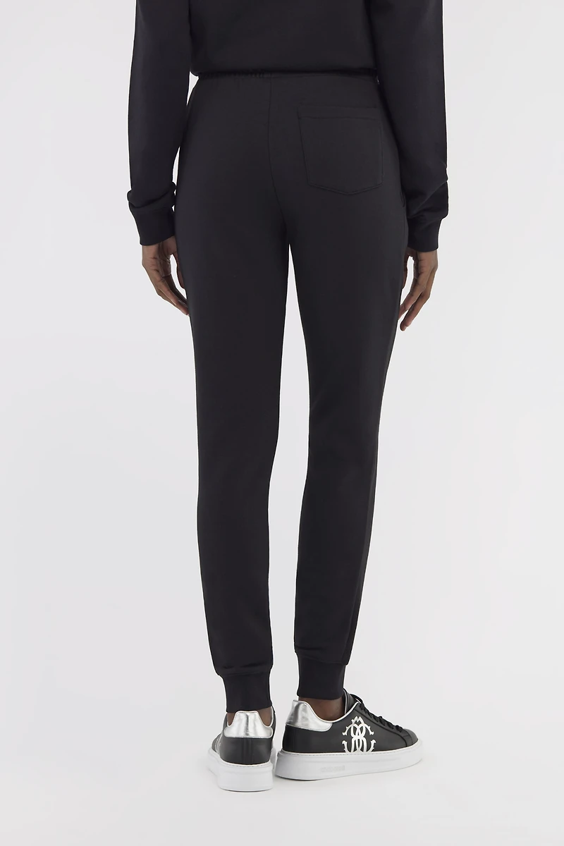 Sporty pants with logo