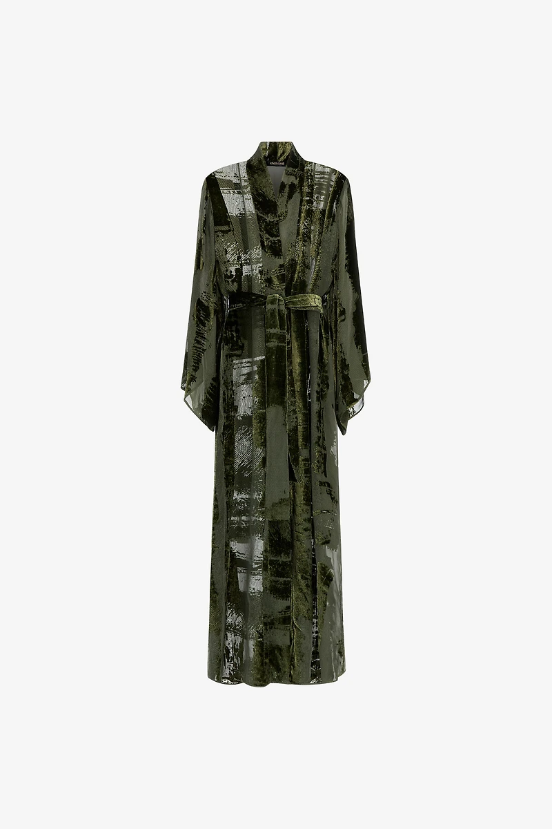 Dressing gown with devorè effect